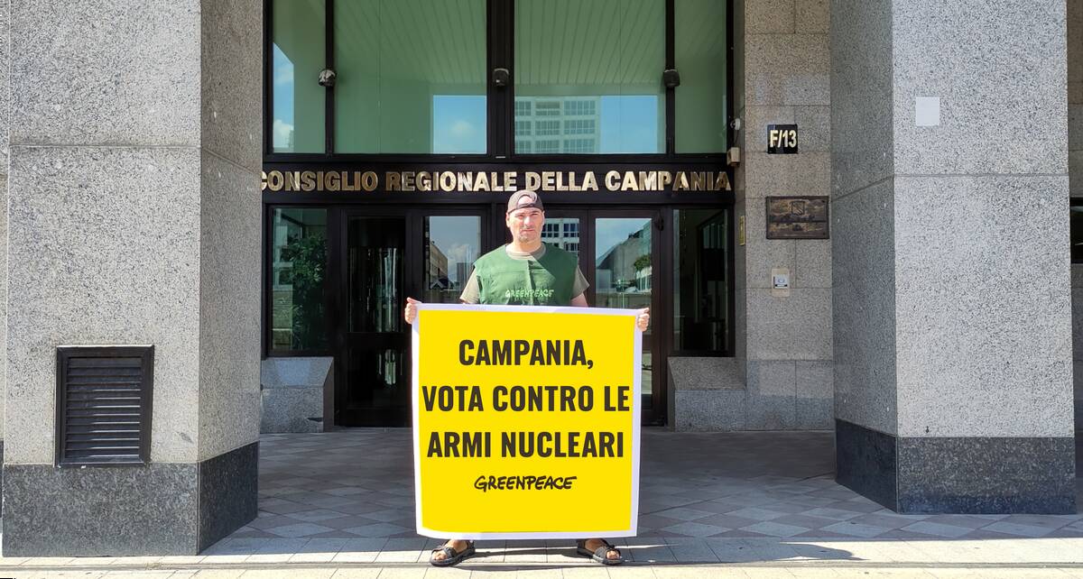 Greenpeace Napoli Armi Nucleari Campania